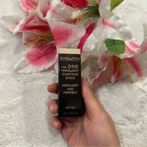 Revolution Highlight Contour Stick - Gold